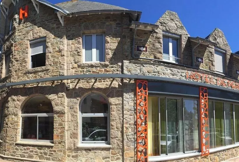 هتل Hôtel De Perros, The Originals Boutique