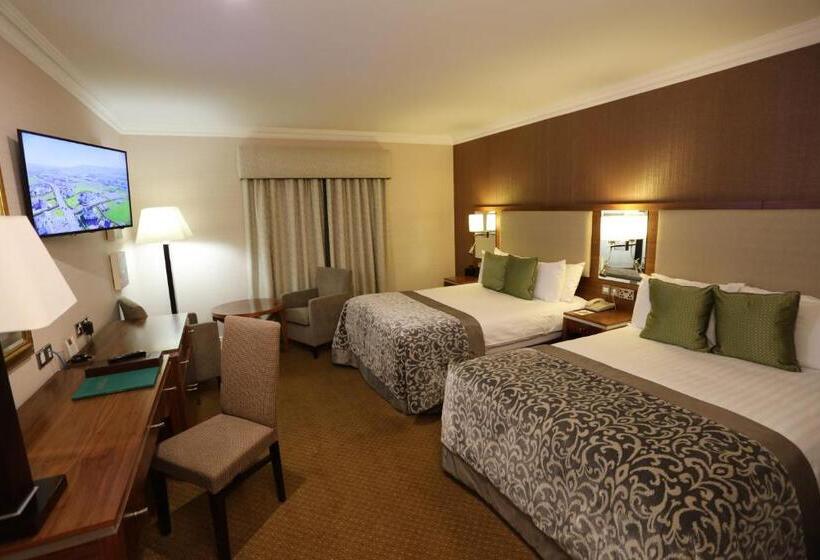 בית מלון כפרי Vaughan Lodge