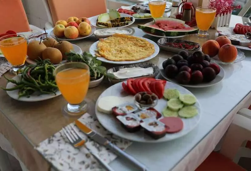 Kervansaray Hotel & Pension