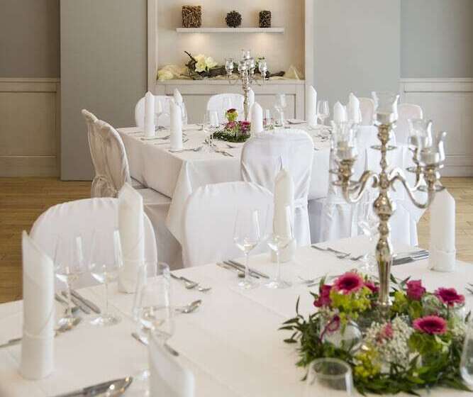 Land Gut Hotel Landgasthof Zur Rose