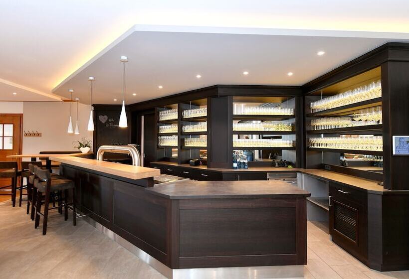 Land Gut Hotel Landgasthof Zur Rose