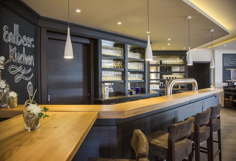 Land Gut Hotel Landgasthof Zur Rose