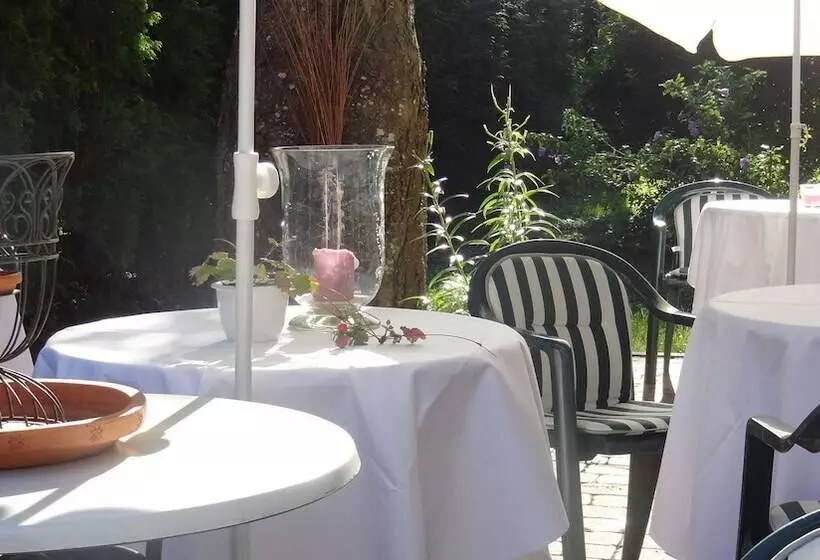 Privathotel Garni Pension Zur Freystatt Am Wasserschloss