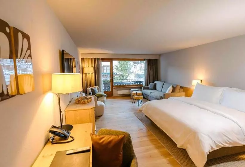 Seven Alpina Boutique