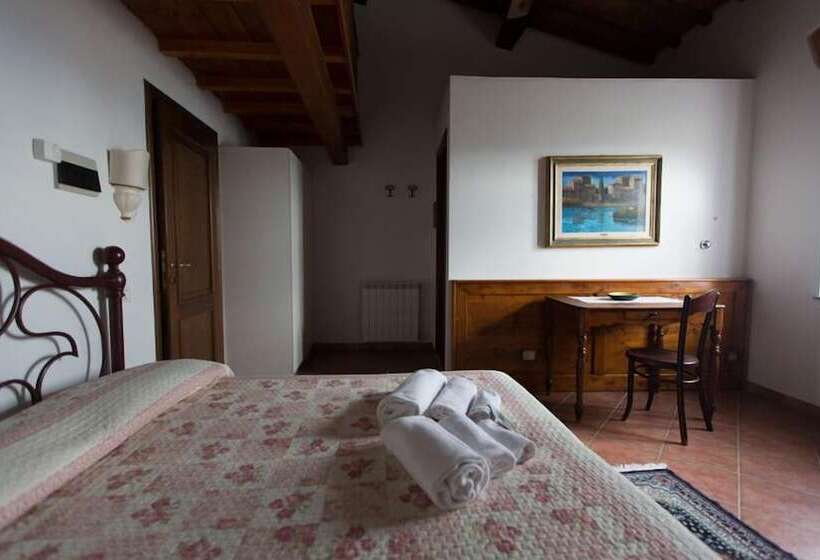 Agriturismo Villani Poderi Nesti & Cupoli