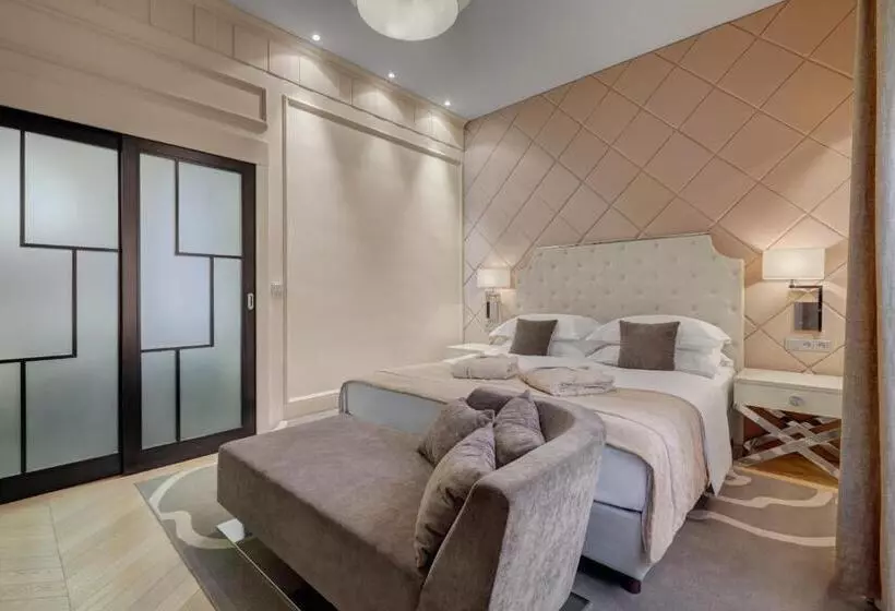 هتل Aleksander Medical & Spa