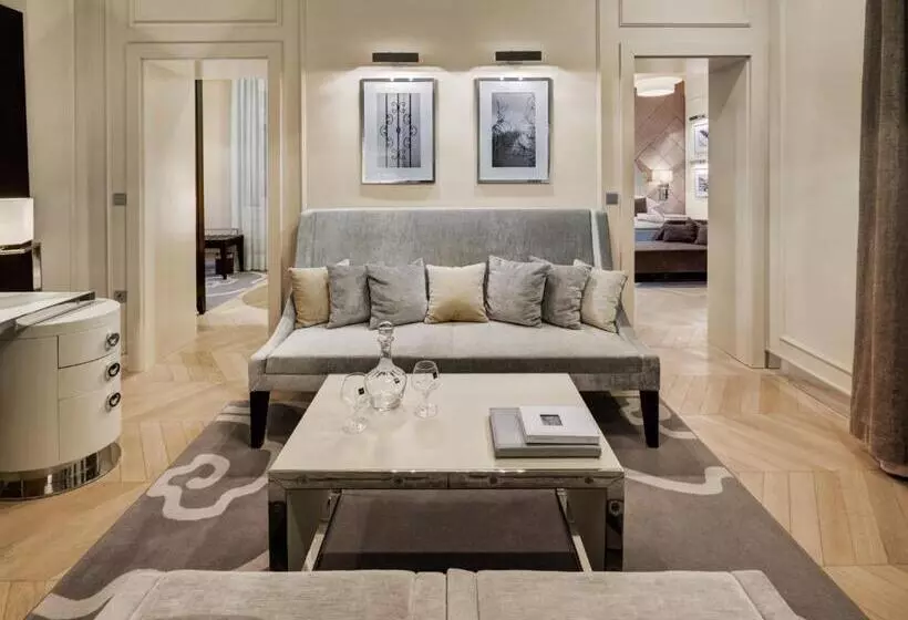 هتل Aleksander Medical & Spa