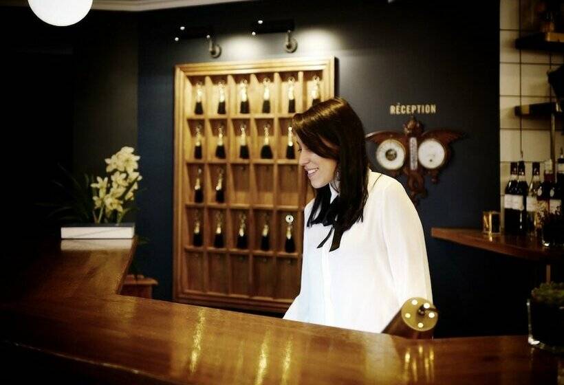 בית מלון כפרי Des Carmes