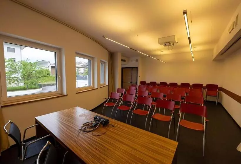 هتل Europa Belluno