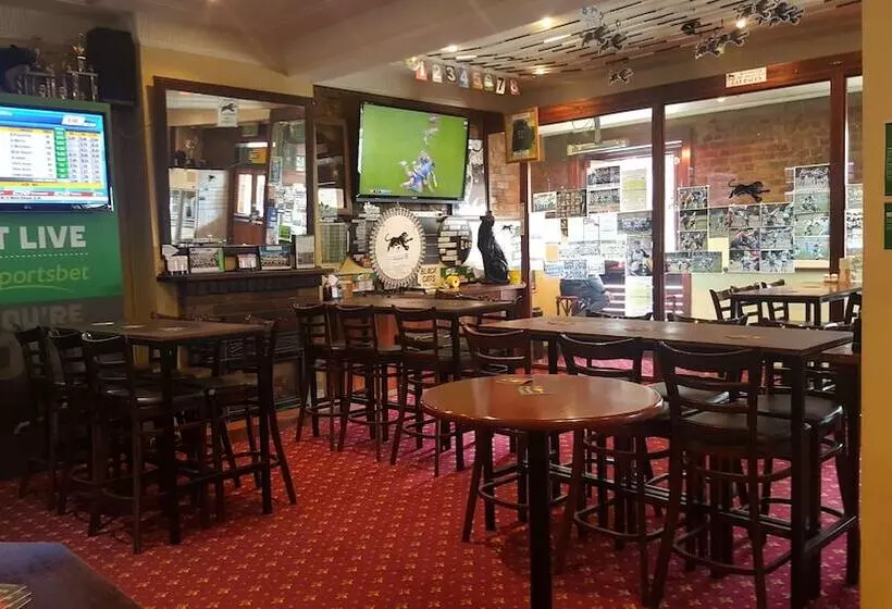 فندق Gardners Inn