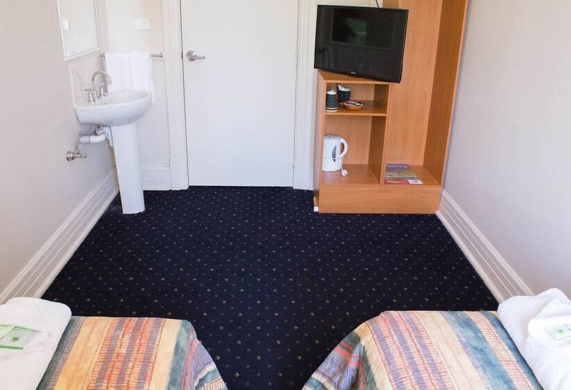 ホテル Gardners Inn