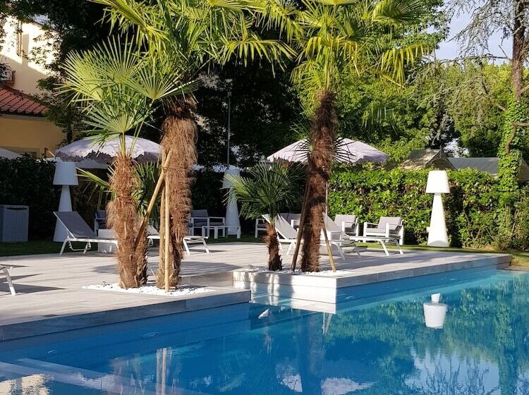 فندق Hambros Il Parco In Villa Banchieri