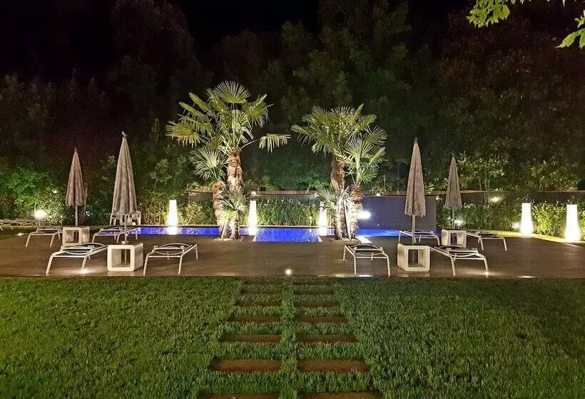 Hotel Hambros Il Parco In Villa Banchieri