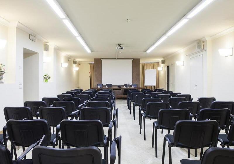 فندق Hambros Il Parco In Villa Banchieri