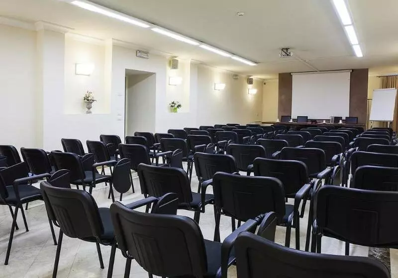 Hotel Hambros Il Parco In Villa Banchieri