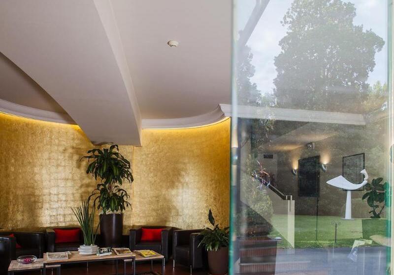 فندق Hambros Il Parco In Villa Banchieri