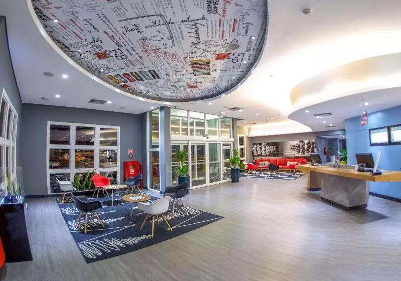 ホテル Ibis Araçatuba