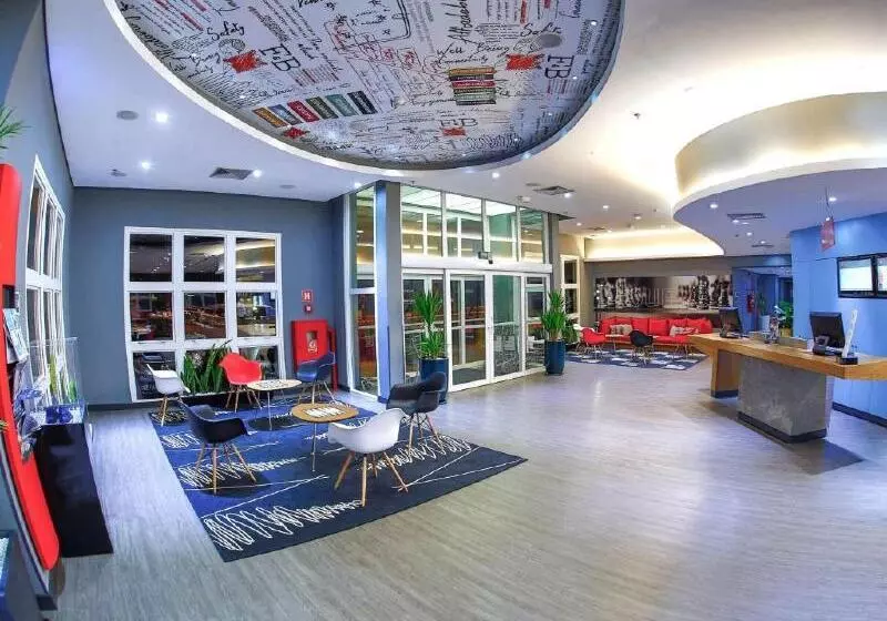 ホテル Ibis Araçatuba