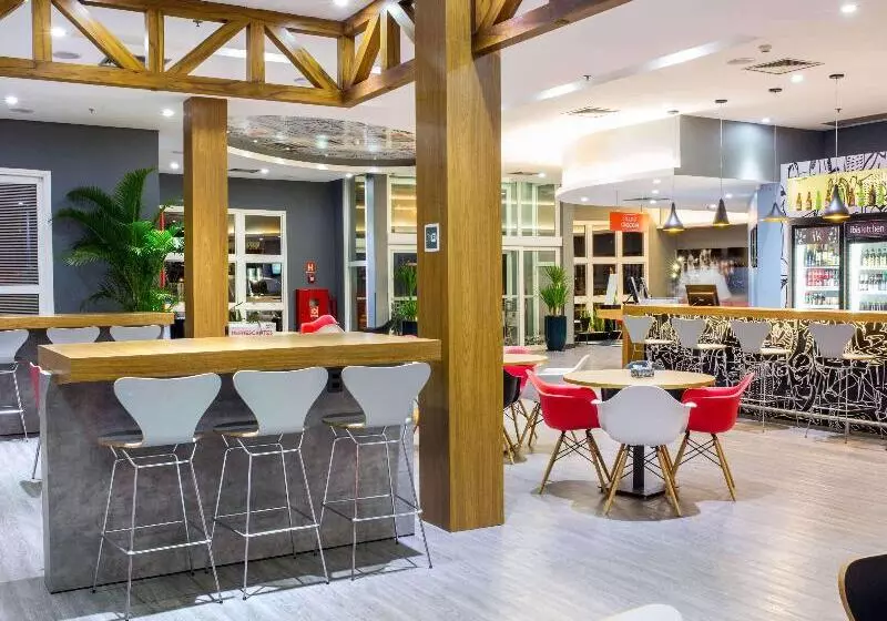 ホテル Ibis Araçatuba