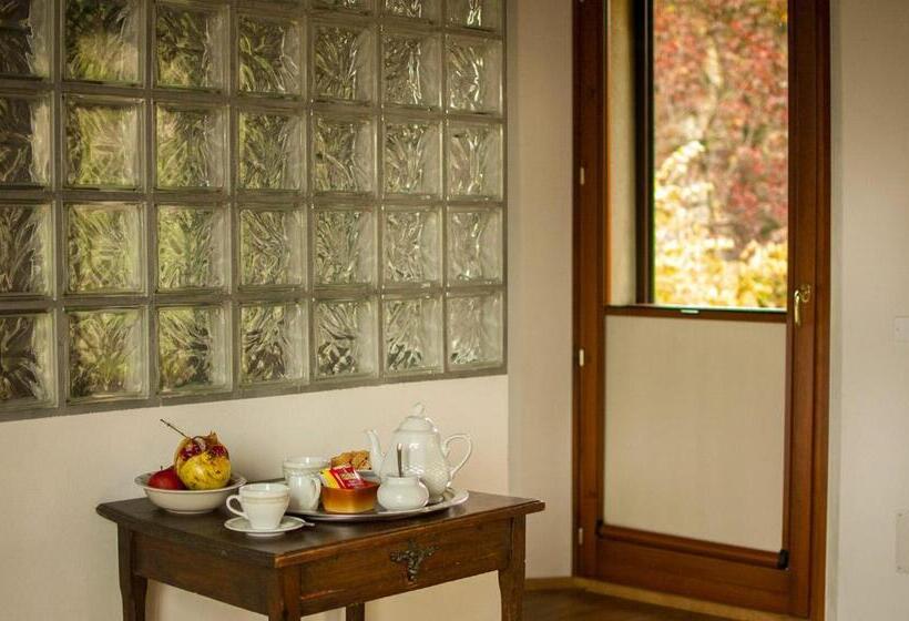 ホテル La Lepre Bianca