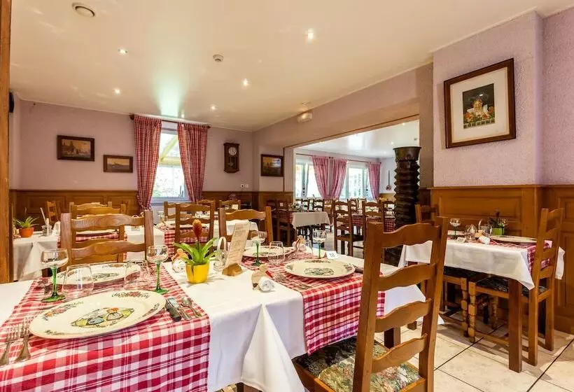 Отель Logis Hôtel Restaurant De La Poste Et Spa De Montagne