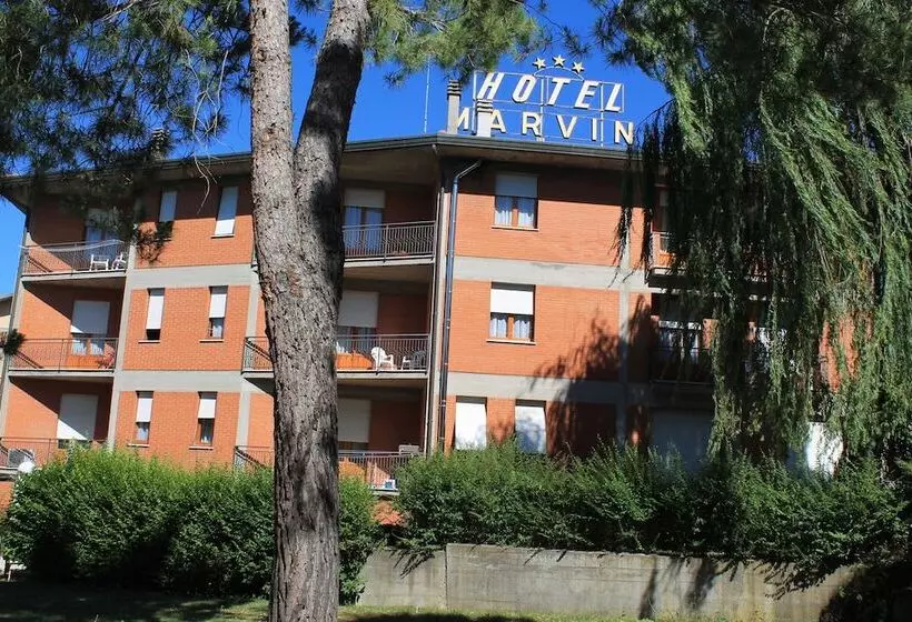 هتل Marvin