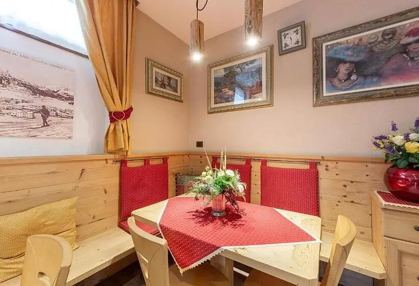 בית מלון כפרי Monza Dolomites