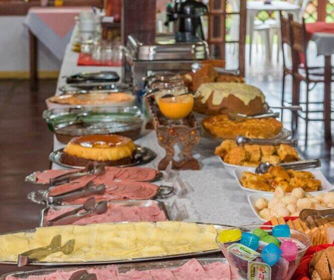 בית מלון כפרי Pousada Aldeia Portuguesa