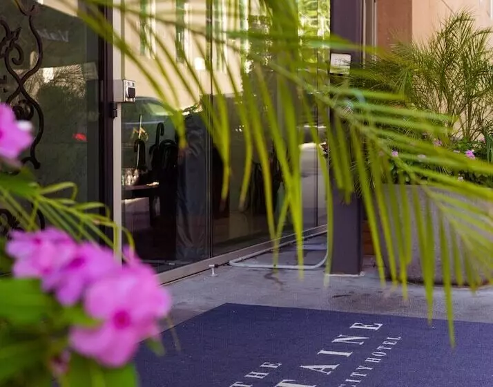 Szálloda The Fontaine