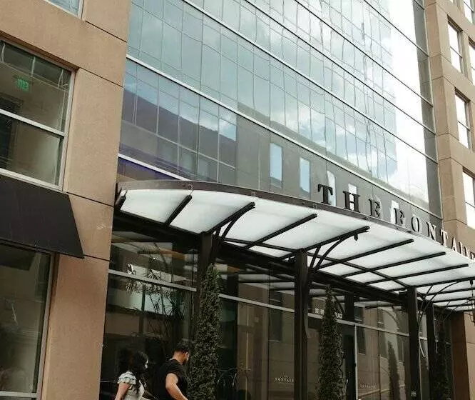 Szálloda The Fontaine