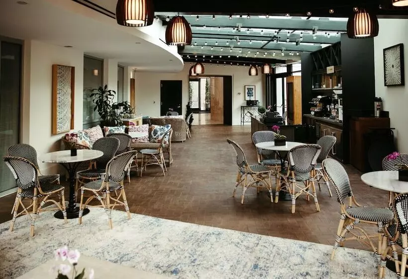 Szálloda The Fontaine