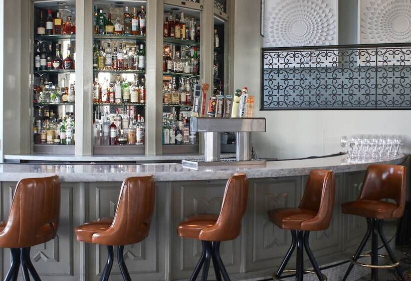 בית מלון כפרי The Fontaine