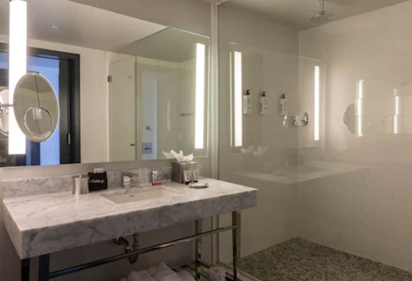 בית מלון כפרי The Fontaine