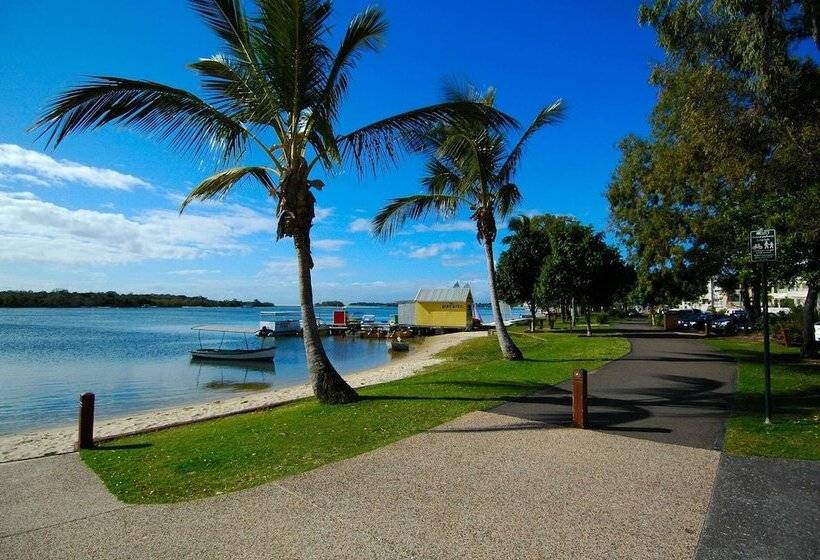 Отель The Rise  Noosa