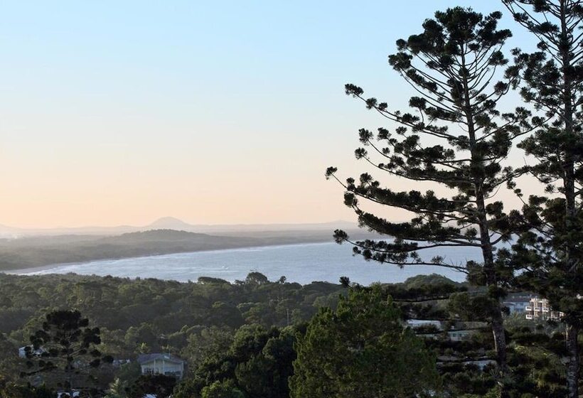 Отель The Rise  Noosa