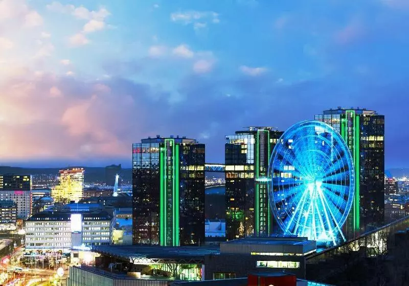 فندق Upper House