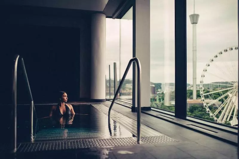 فندق Upper House