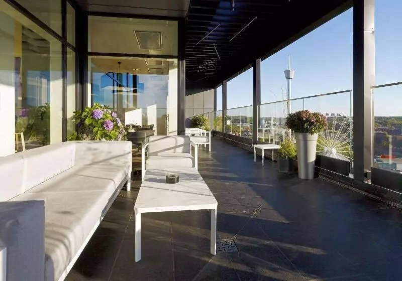 فندق Upper House