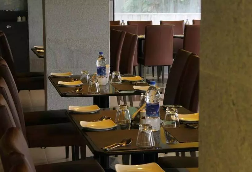 בית מלון כפרי Vinayaga By Poppys, Kumbakonam