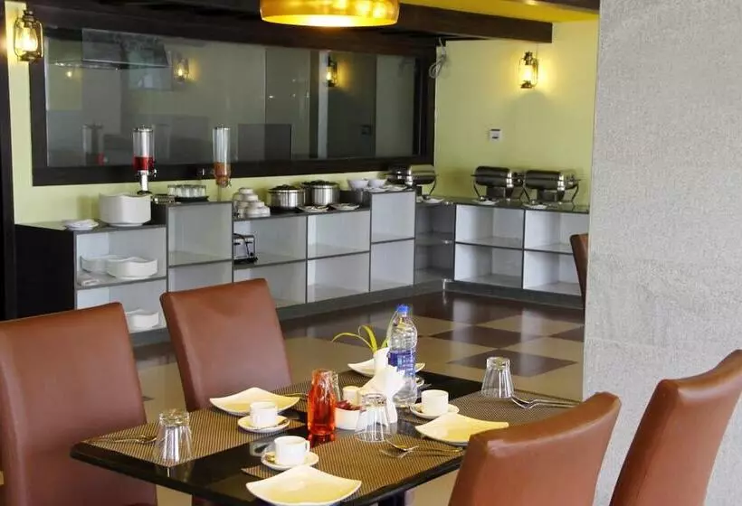 בית מלון כפרי Vinayaga By Poppys, Kumbakonam