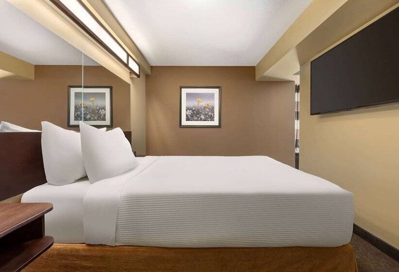 Microtel Inn And Suites By Wyndham Weyburn