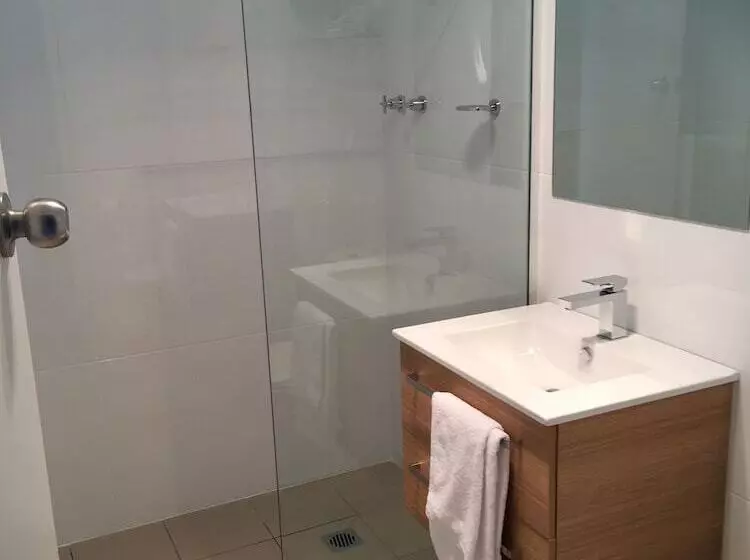 汽车旅馆 The Clairfield