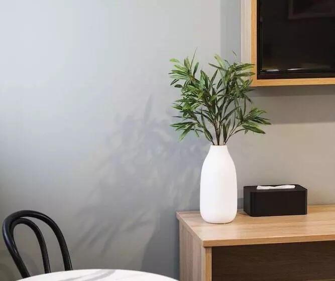 汽车旅馆 The Clairfield