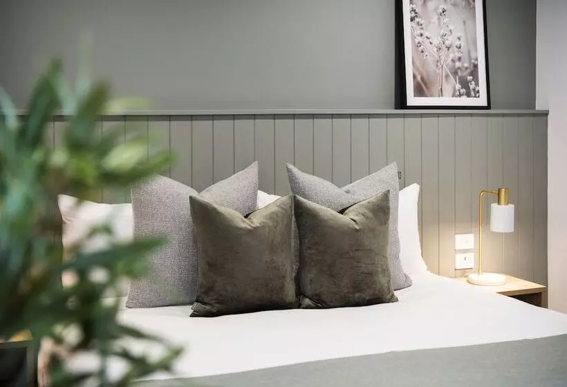 汽车旅馆 The Clairfield