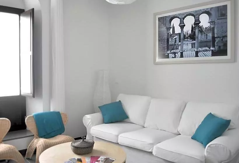 Apartamentos Patio De Viana