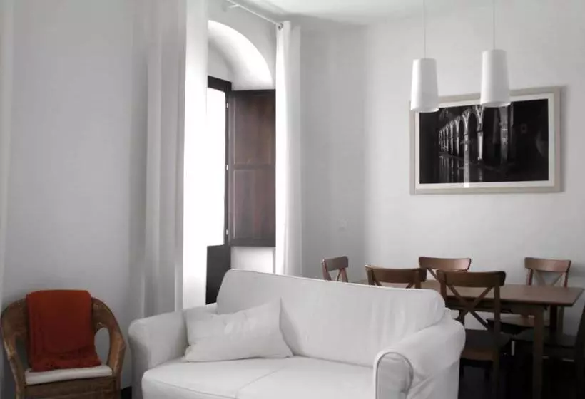 Apartamentos Patio De Viana