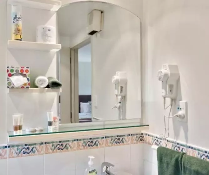 مُتل Colombo In The City