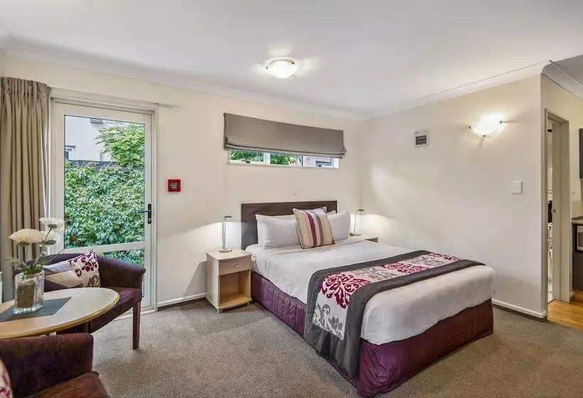 مُتل Colombo In The City