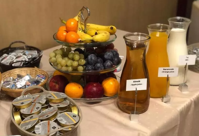 בית מלון כפרי Aqua Villa Eger