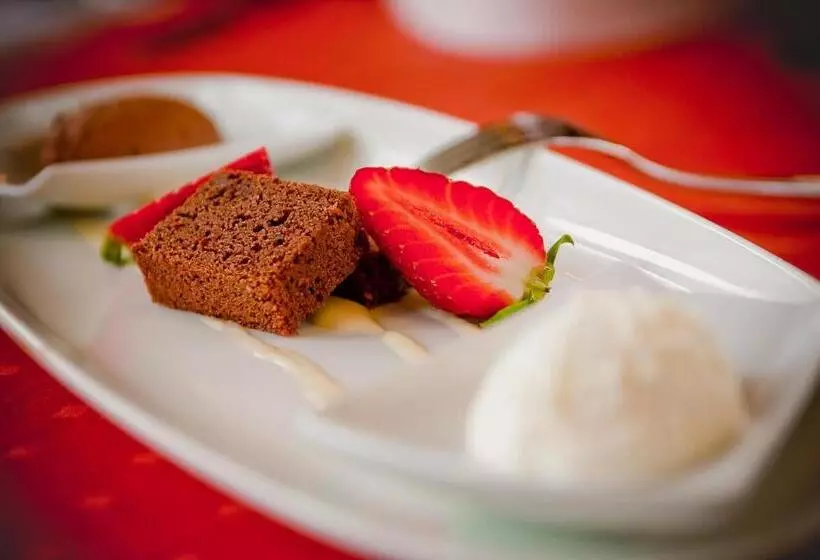 בית מלון כפרי Aqua Villa Eger